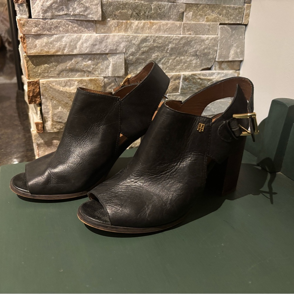 Tommy Hilfiger Black Peep-Toe Heels